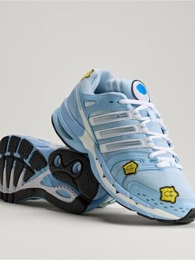 Adidas Care Bear Adistar Women's Athletic Sneakers with Playful Patch limited ed